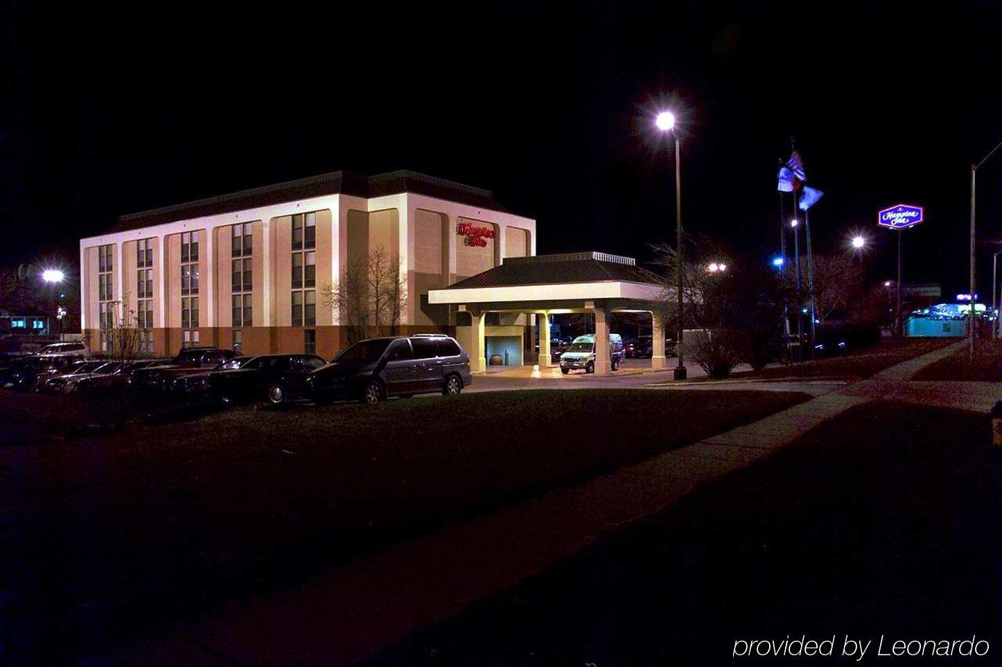 Hampton Inn Des Moines-Airport Exterior foto